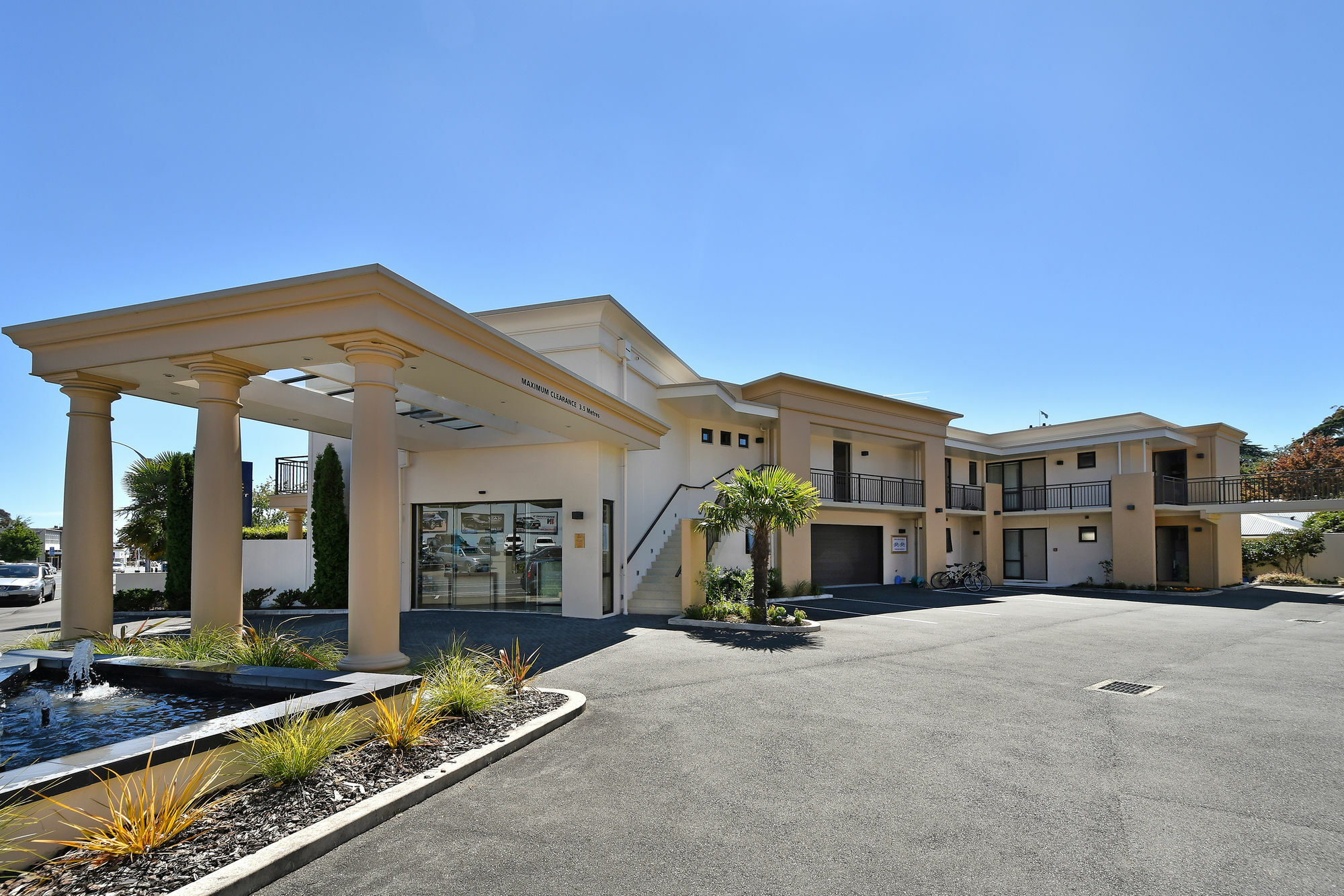 נלסון Palazzo Motor Lodge מראה חיצוני תמונה The hotel's entrance